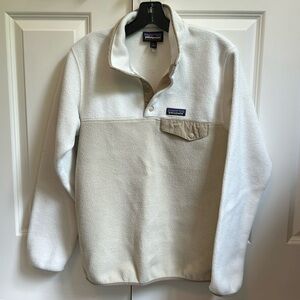 Patagonia fleece. White and tan. Never worn